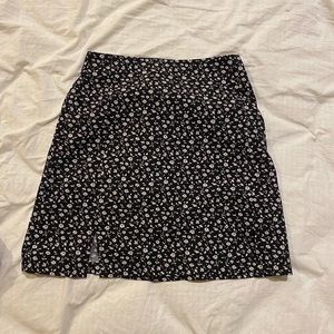Floral Brandy Melville Skirt 🖤